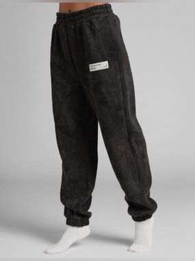 COMFRT CAMO Sweatpants *LIMITED EDITION*